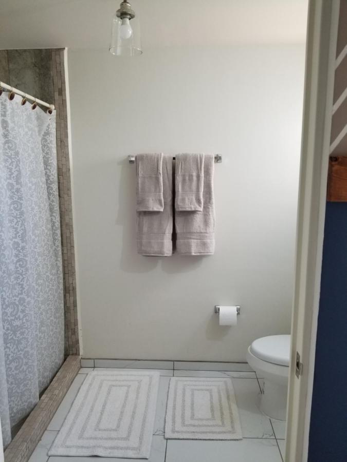 Ferienwohnung Moderna Habitacion/Bano Privada Ciudad Juárez Exterior foto